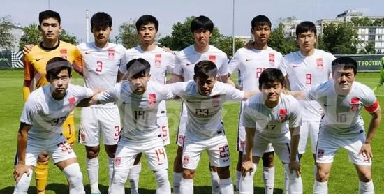 2022国产情侣真实露脸在线