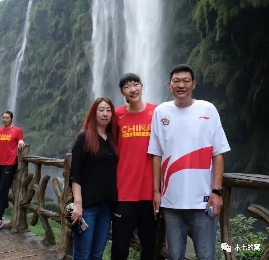 亚洲欧美综合一区