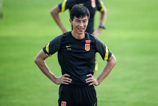 激情露脸